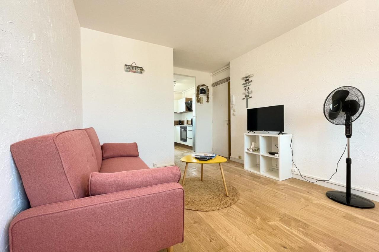 Apartment 5 Guests Near The Beaches - Saint Raphael Bagian luar foto